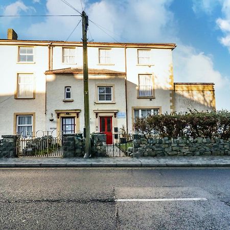 Llys Madoc, Basement Apartment Penmaenmawr ภายนอก รูปภาพ