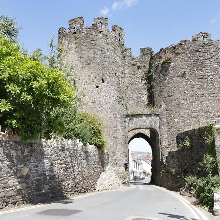 Llys Madoc, Basement Apartment Penmaenmawr ภายนอก รูปภาพ